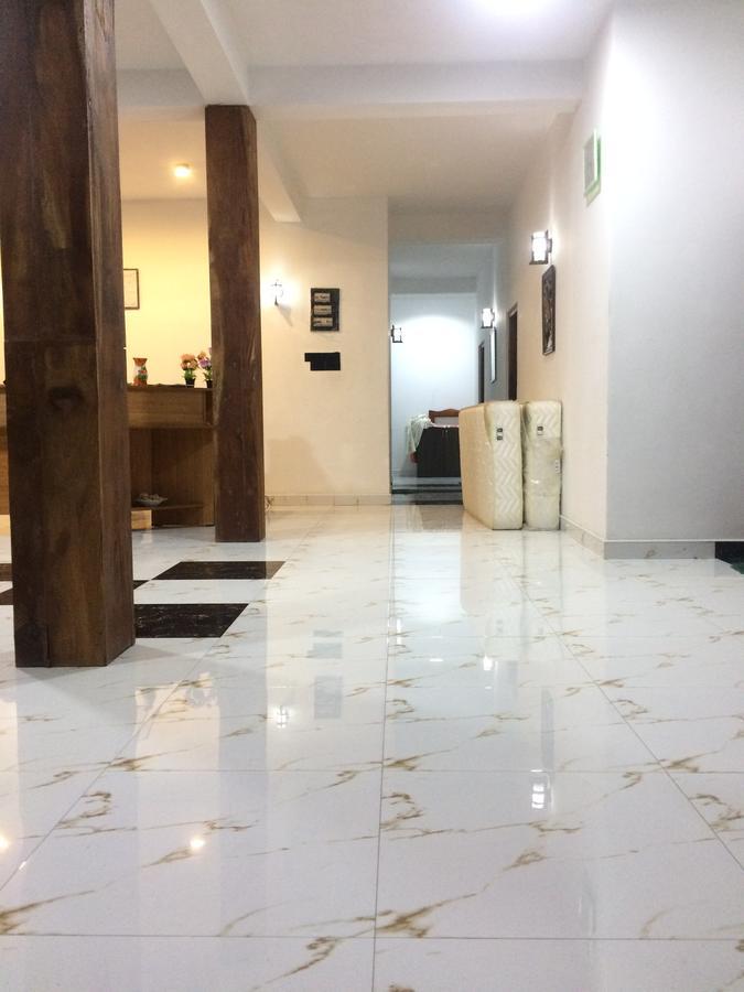 Hotel Athina & Restaurant Chilaw Eksteriør bilde