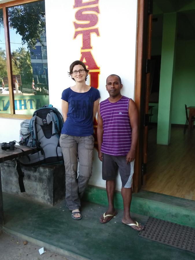 Hotel Athina & Restaurant Chilaw Eksteriør bilde
